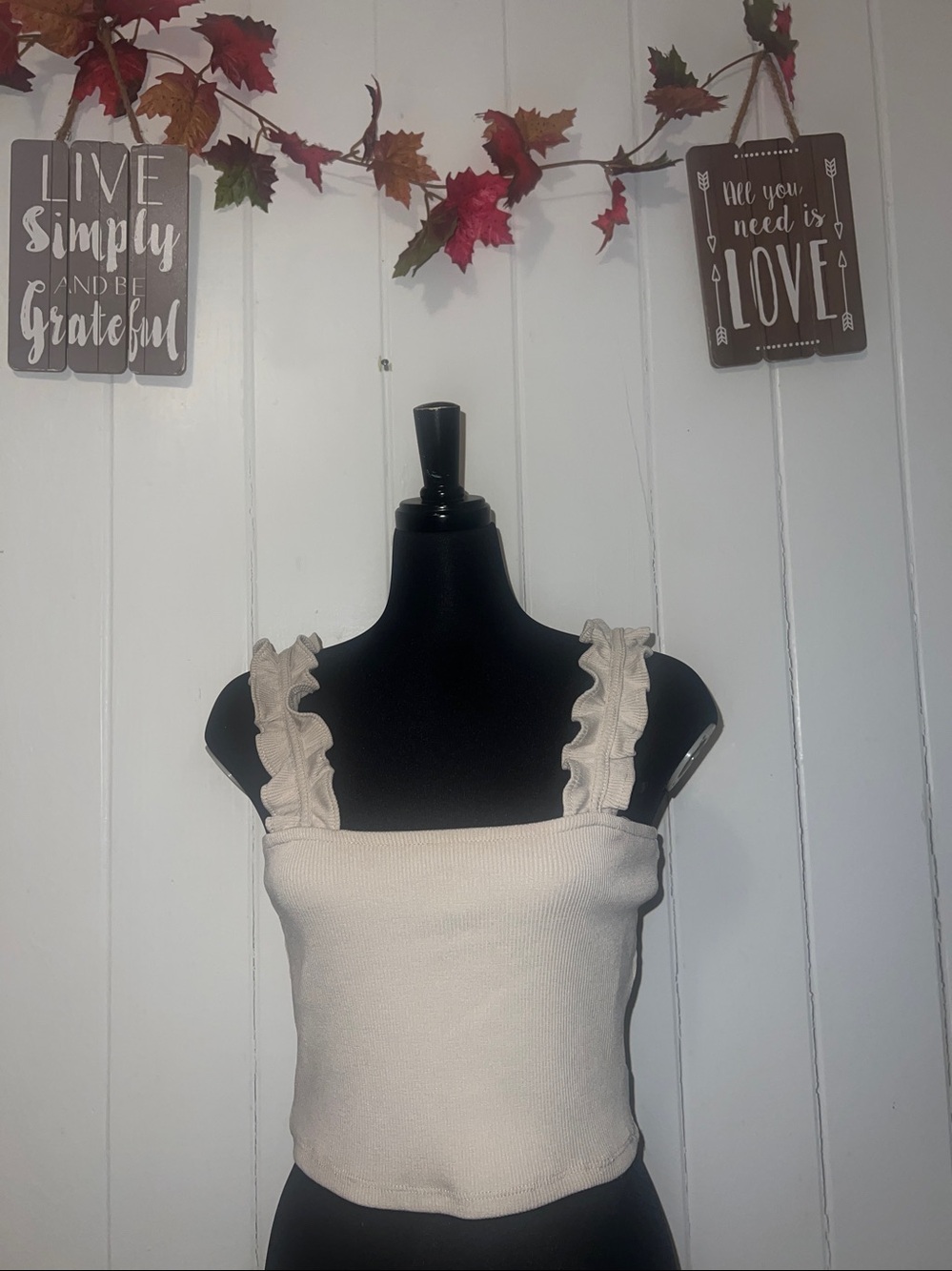 ❤️❤️zarah Ruffle Strap Ribbed Cropped Tank Top - Cream - Picture 3 of 5